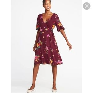Old Navy tie-belt flutter-sleeve dress